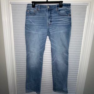 Men’s American Eagle Next Level Airflex 33x32